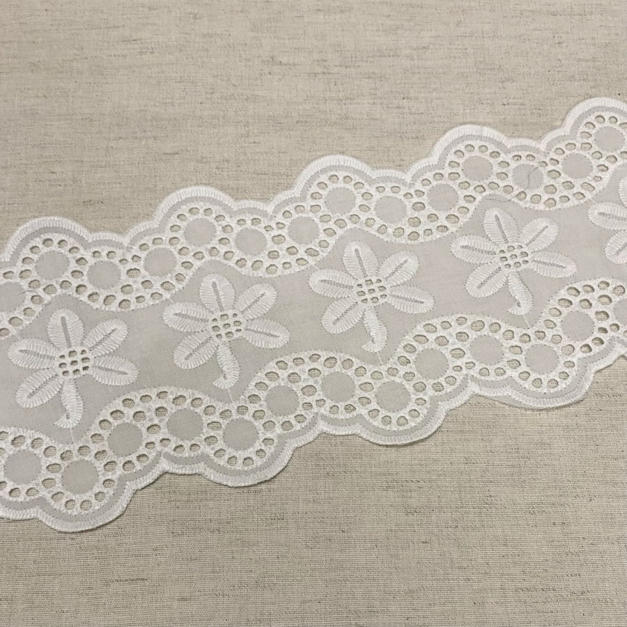 Bordado Inglês Entremeio Branco ArtePunto BA018