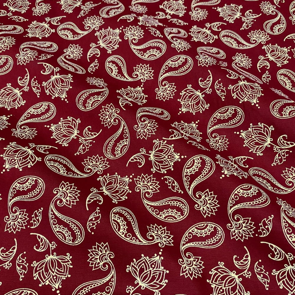 Tecido Tricoline Paisley Cashmere Cru Fundo Vermelho Vinho