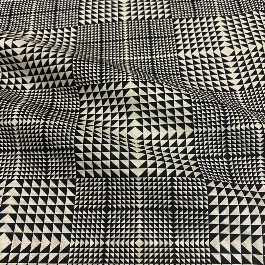 Tecido Tricoline Padrão Geometrico Ilusao de Otica Preto