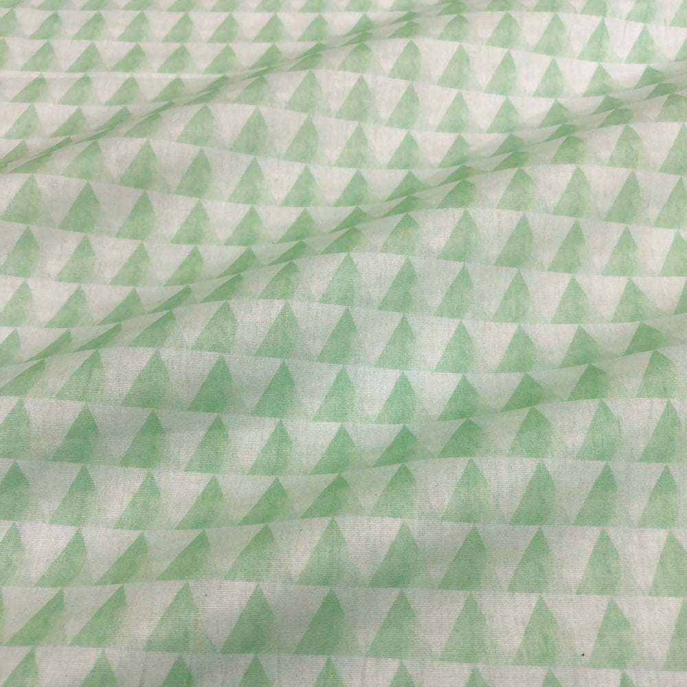 Tecido Tricoline Triângulos Aquarela Verde