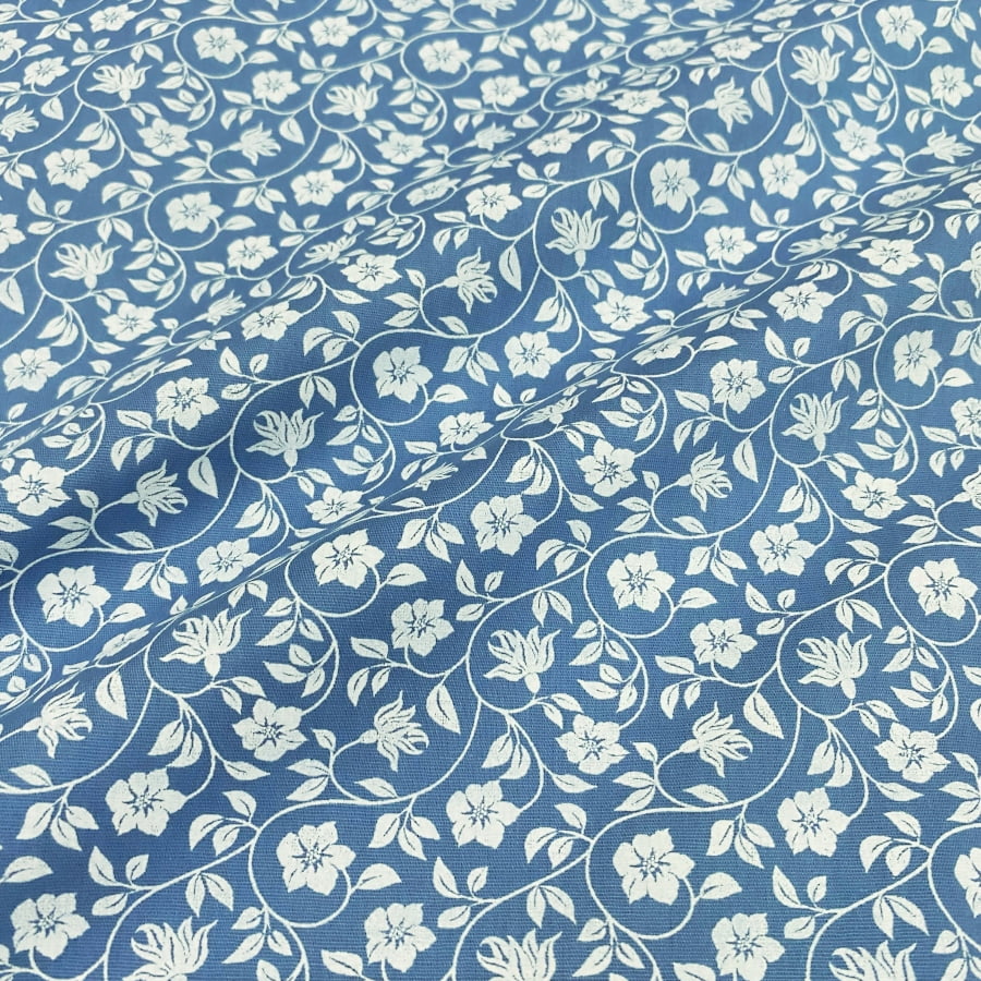 Tecido Tricoline Floral Entrelaçado Azul Jeans
