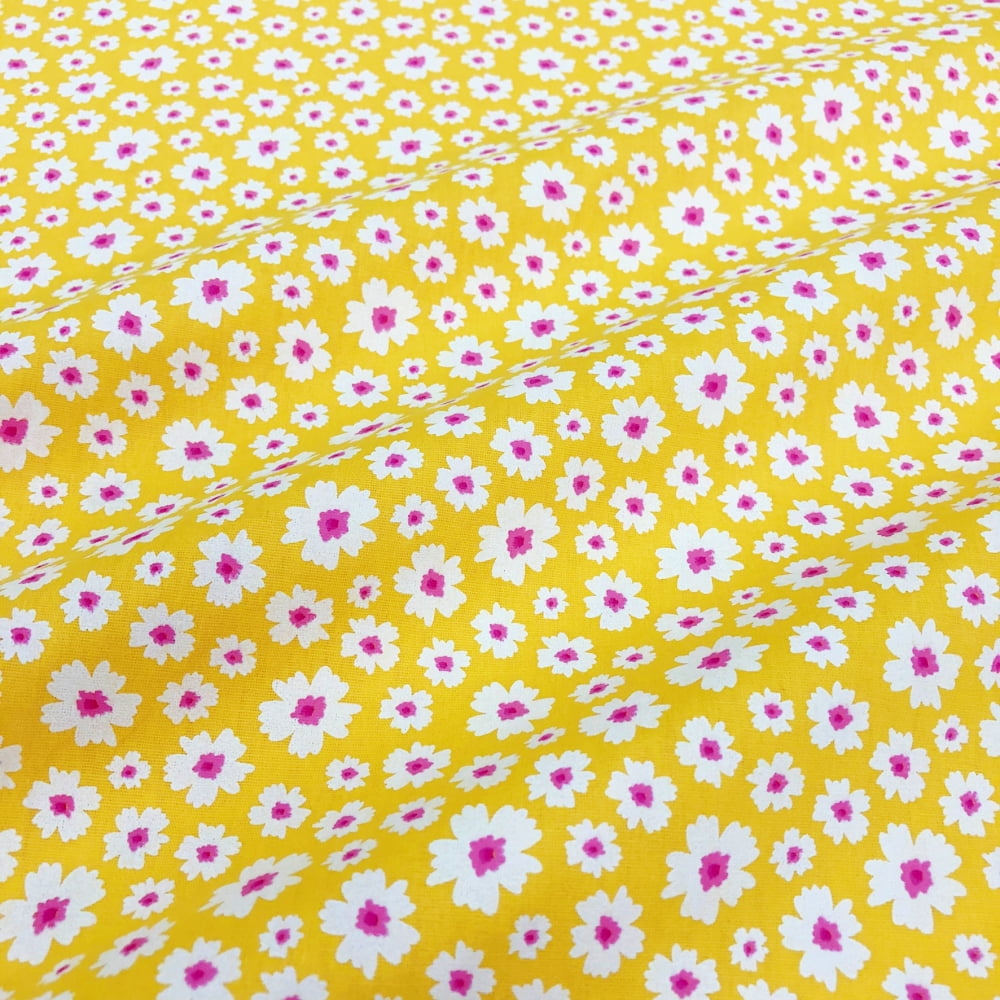 Tecido Tricoline Floral Flores Brancas Fundo Amarelo 