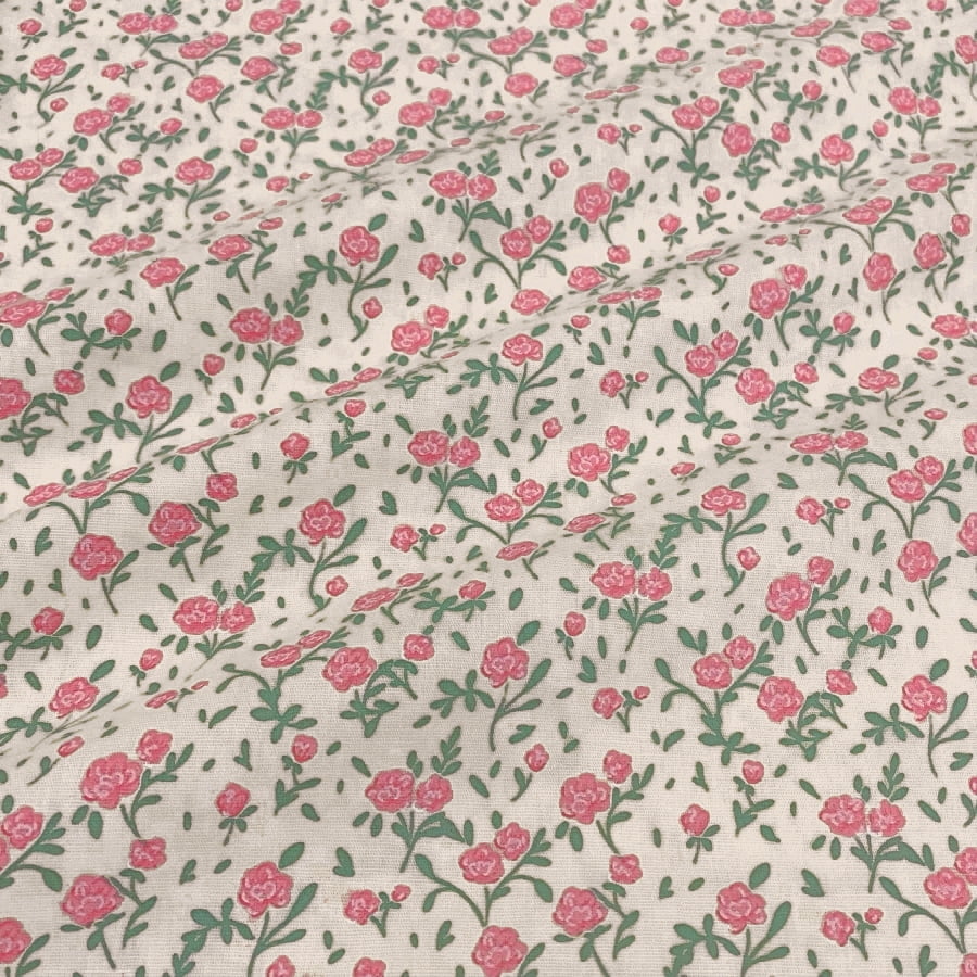 Tecido Tricoline Floral Mini Rosas Fundo Cru Marfim