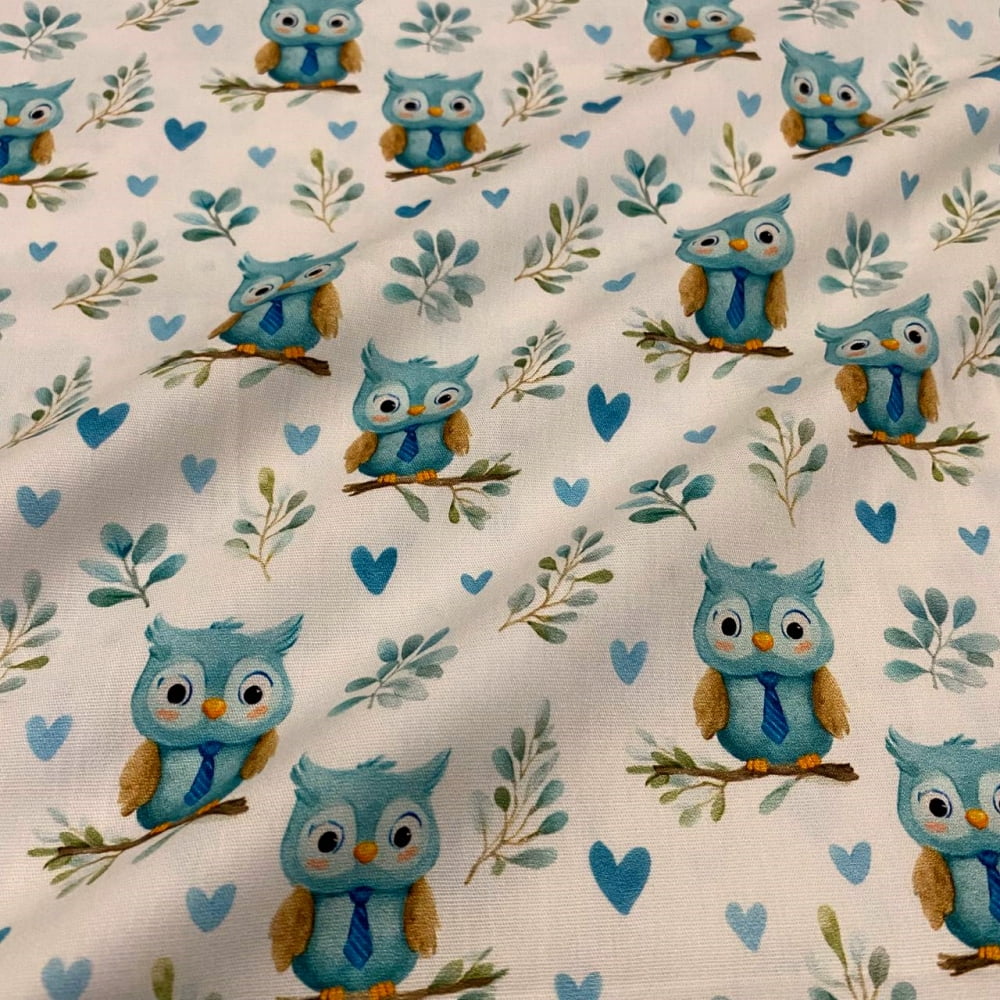 Tecido Tricoline Digital Corujinhas Engravatadas Azul Fundo Branco
