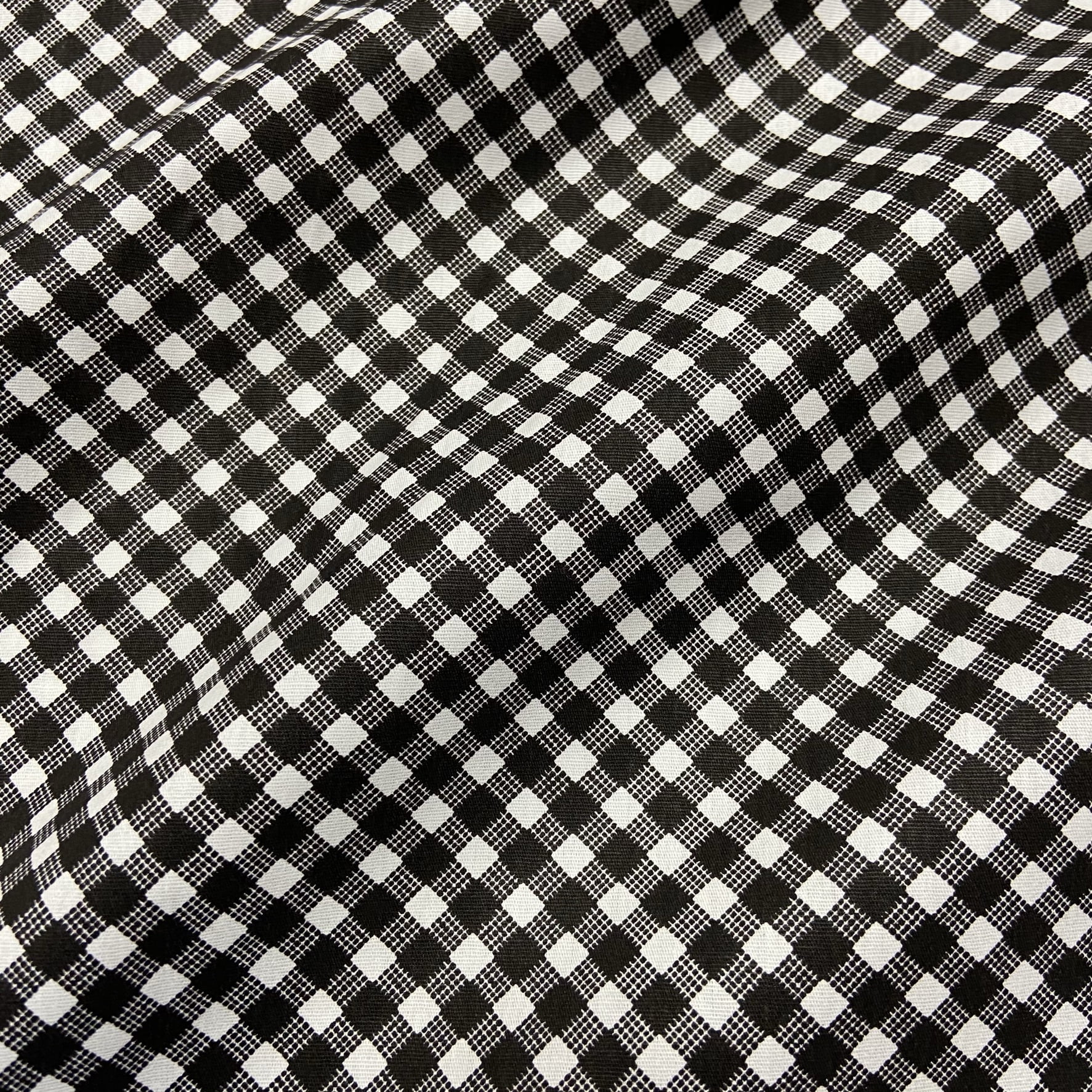 Textura de tecido de algodão padrão xadrez branco e preto